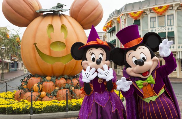 Featured image for “Halloween Thrills Also Include New ‘Frightfully Fun Parade’ at Mickey’s Halloween Party, Plus Haunted Mansion Holiday and Space Mountain Ghost Galaxy”