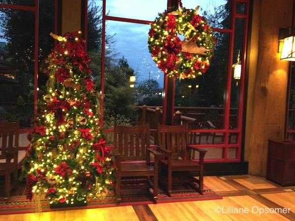 Featured image for “Top 5 Walt Disney World Resorts at Christmas Time by Liliane Opsomer”