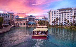 Featured image for “How to Get From Your Universal Hotel to The Parks by Michelle Russo”