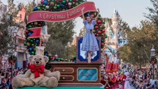 Featured image for “Maximizing Your Holiday Vacation at the Disneyland Resort”