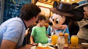 Featured image for “Character Dining Options for Little Ones at Disneyland Resort”