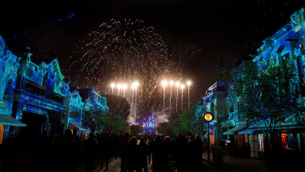 Featured image for “From Street to Sky: ‘Disneyland Forever’ Fireworks Returns to Disneyland Park”