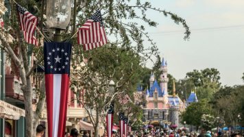 Featured image for “Disneyland Resort Celebrates America with Patriotic Fanfare”