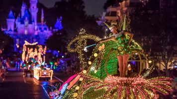 Featured image for “‘Main Street Electrical Parade’ Receives Glowing Guest Reviews at Disneyland Park”