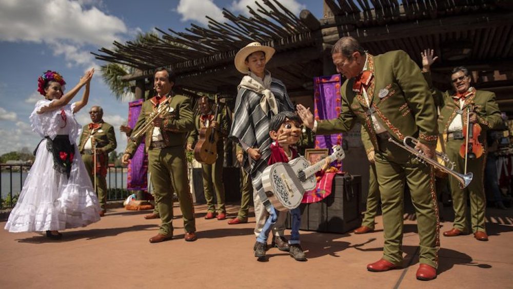 Featured image for “‘Story of Coco’ Returns to Epcot for Día de los Muertos!”