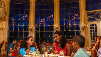 Featured image for “Enjoy Delicious Dining Experiences This Holiday Season at Walt Disney World Resort”
