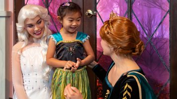 Featured image for “‘Frozen’ Experiences Worth Melting Over at Disneyland Resort”