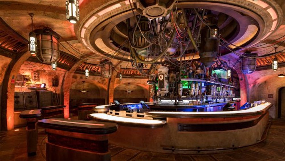 Featured image for “Must-Try Drinks at Oga’s Cantina at Star Wars: Galaxy’s Edge”