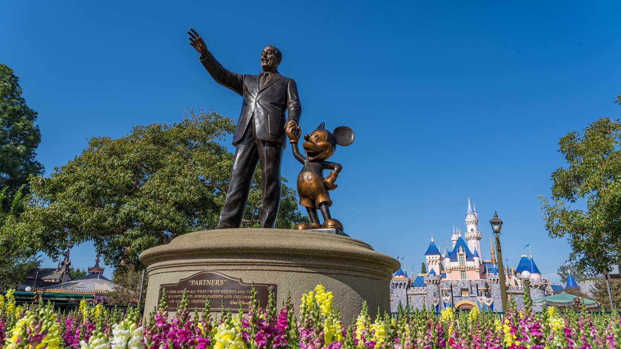Featured image for “A Special Surprise to Commemorate Mickey’s Birthday at Disneyland Resort”