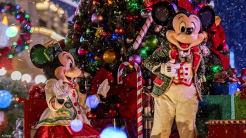 Featured image for “Mickey’s Once Upon a Christmastime Parade, Fireworks and More Coming to Disney Very Merriest After Hours at Magic Kingdom!”