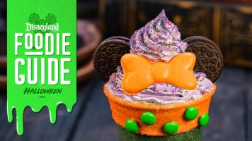 Featured image for “Foodie Guide to Spooky Eats and Treats: Halloween Time 2021 at Disneyland Resort”