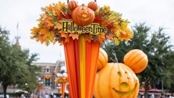 Featured image for “Must See Fall Favorites at Disneyland Resort”