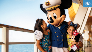Featured image for “Traditional Character Greetings Return Onboard Disney Cruise Line”