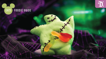 Featured image for “Foodie Guide to Halloween at Disneyland Resort 2023”