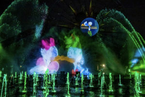 Featured image for “Holidays at the Disneyland Resort: ‘World of Color – Season of Light’ Fact Sheet”