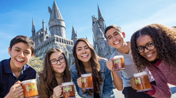 Featured image for “Universal Orlando Resort and Universal Studios Hollywood Celebrate Butterbeer Season in “The Wizarding World of Harry Potter,” Featuring Limited-Time Treats from March 15 through April 30”
